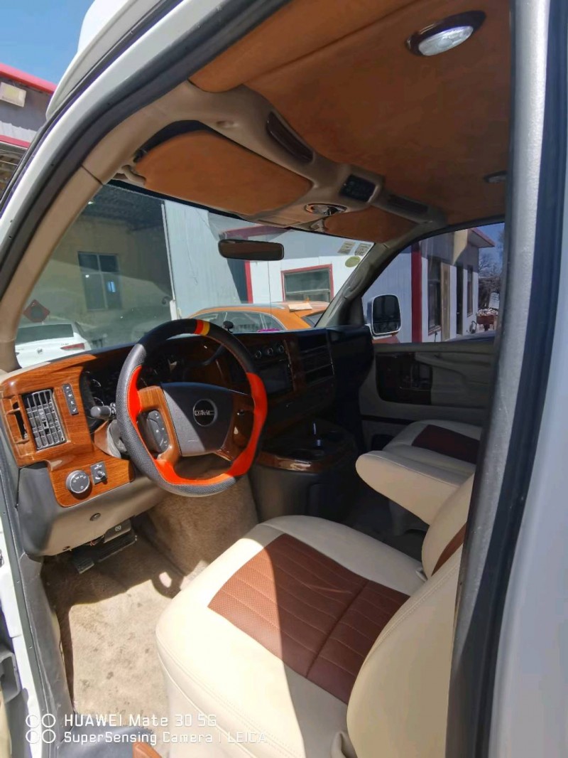 保定11年GMC商务之星6