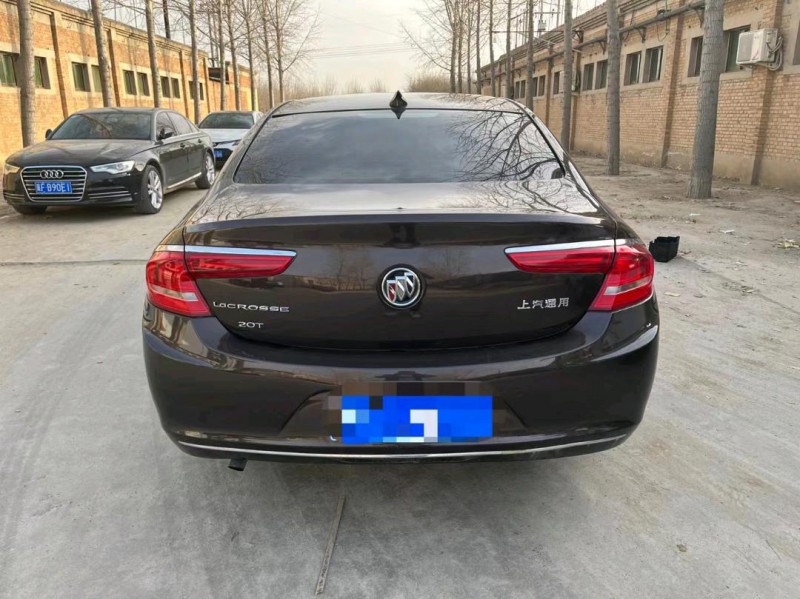 保定17年别克君越9