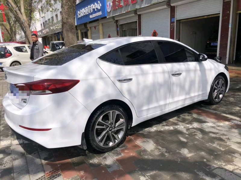 保定17年现代领动4