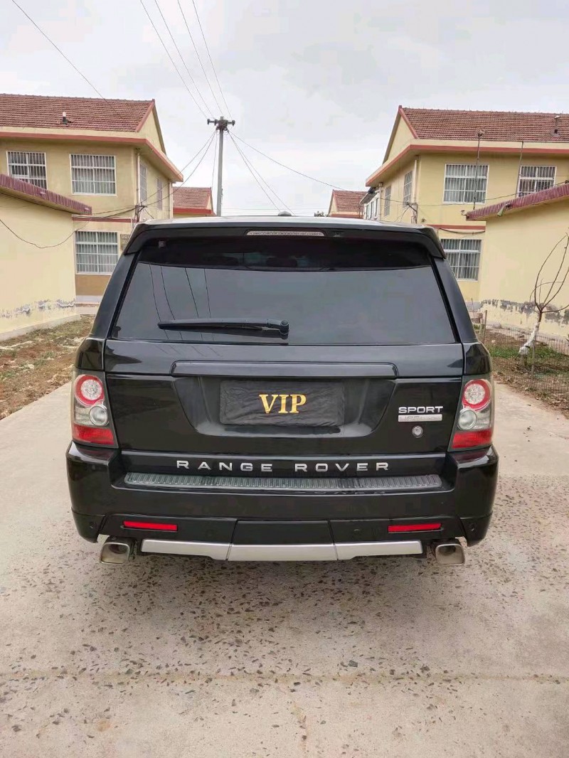 青岛11年路虎揽胜运动8