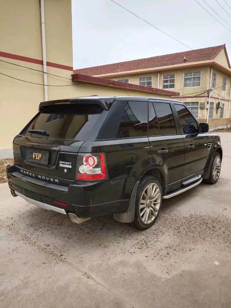 青岛11年路虎揽胜运动9