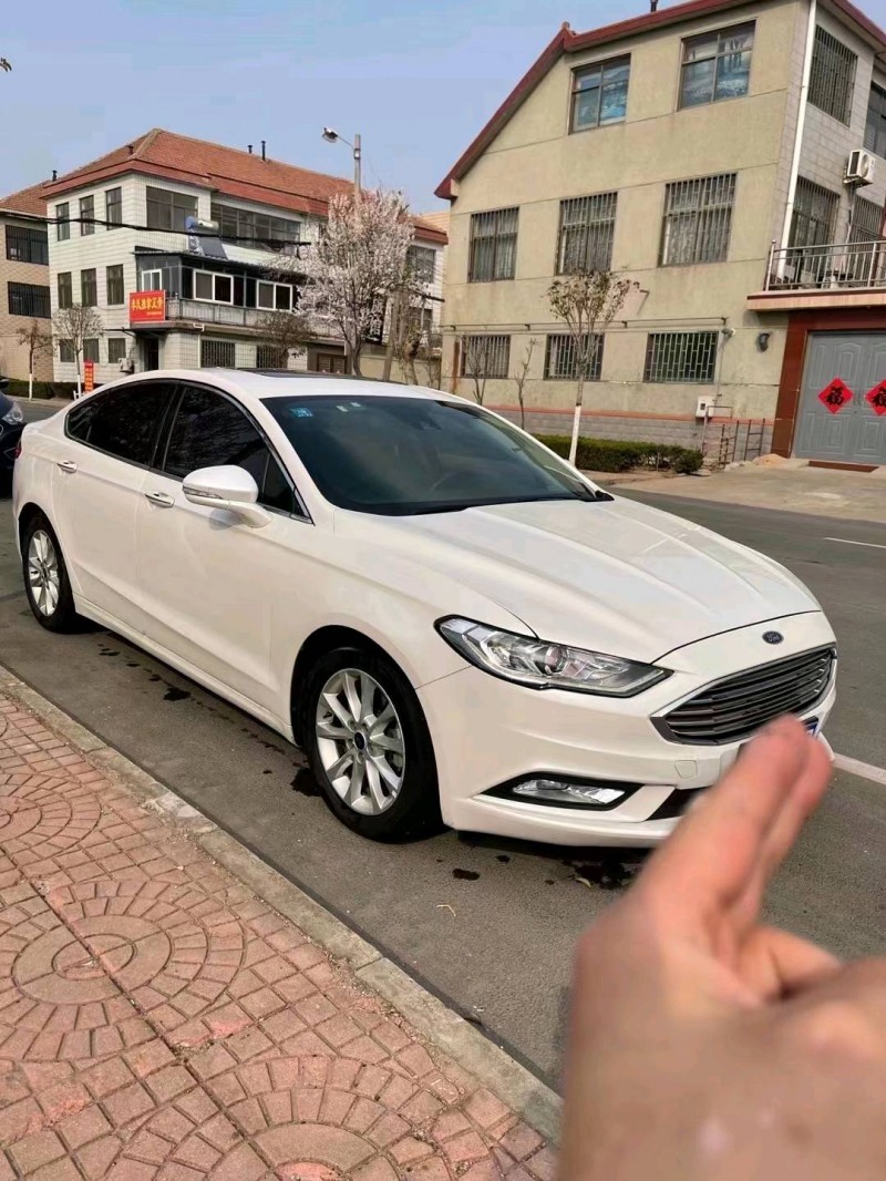 枣庄18年福特蒙迪欧9