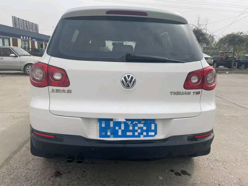 保定12年大众途观8