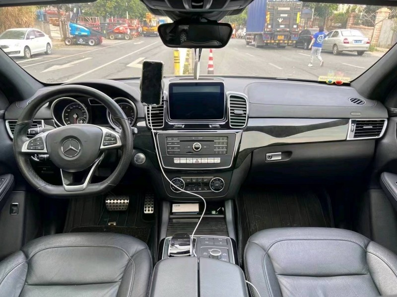 广州16年奔驰GLE5