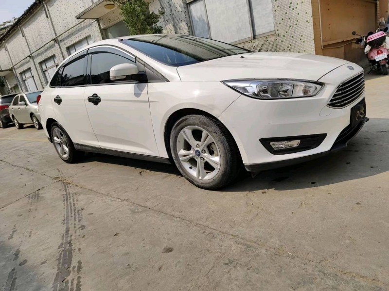 广州17年福特福克斯2