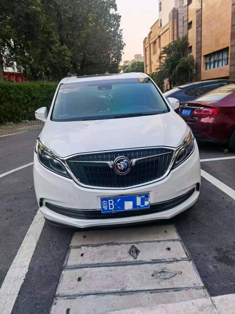 广州18年别克GL81