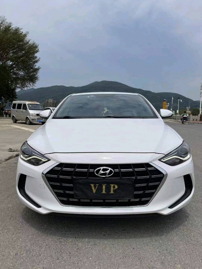 广州20年现代领动1