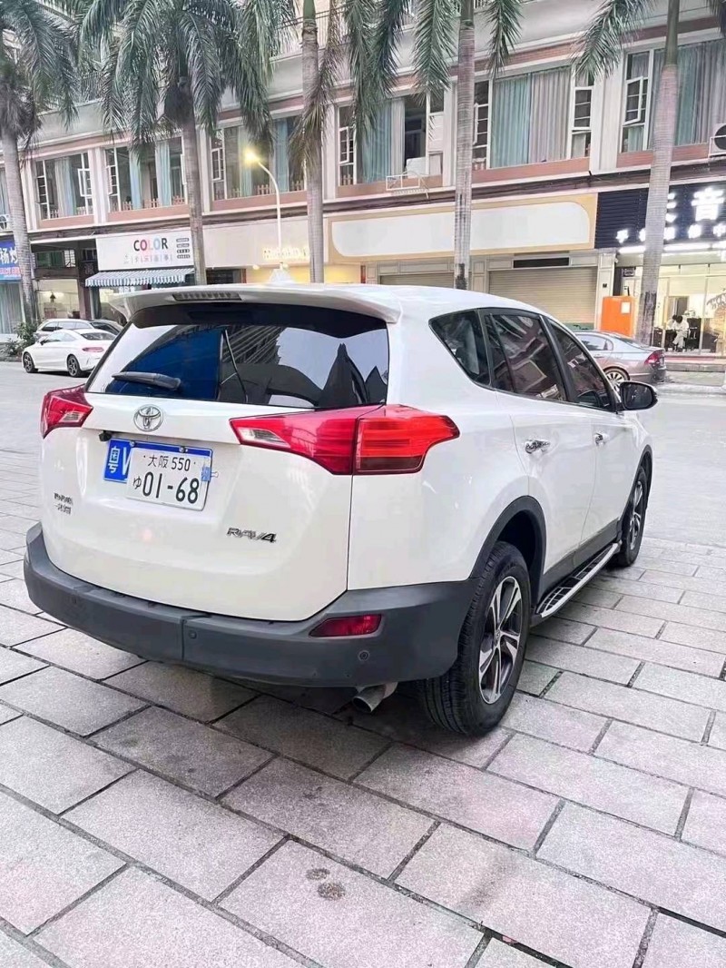 珠海16年丰田RAV4荣放5