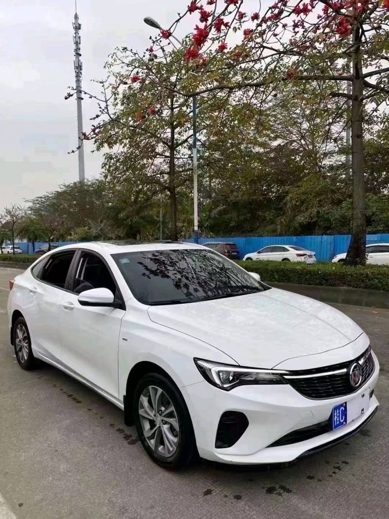 珠海22年别克威朗3