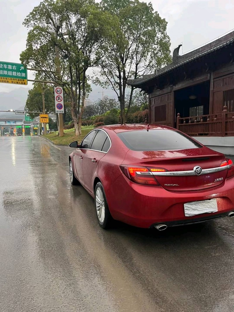 重庆14年别克君威5