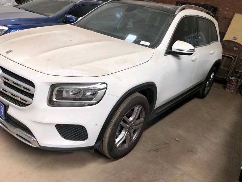 邯郸22年奔驰GLB2