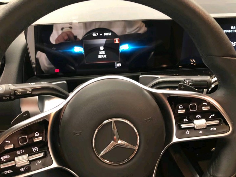 邯郸22年奔驰GLB5