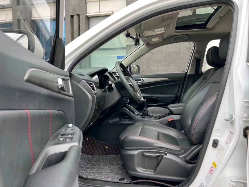 深圳16年长安汽车CS756