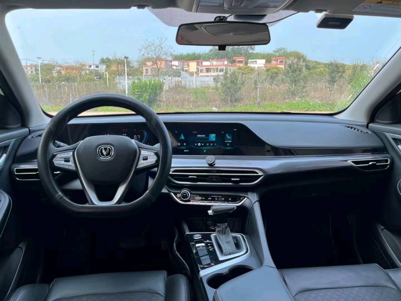 珠海21年长安汽车逸动5