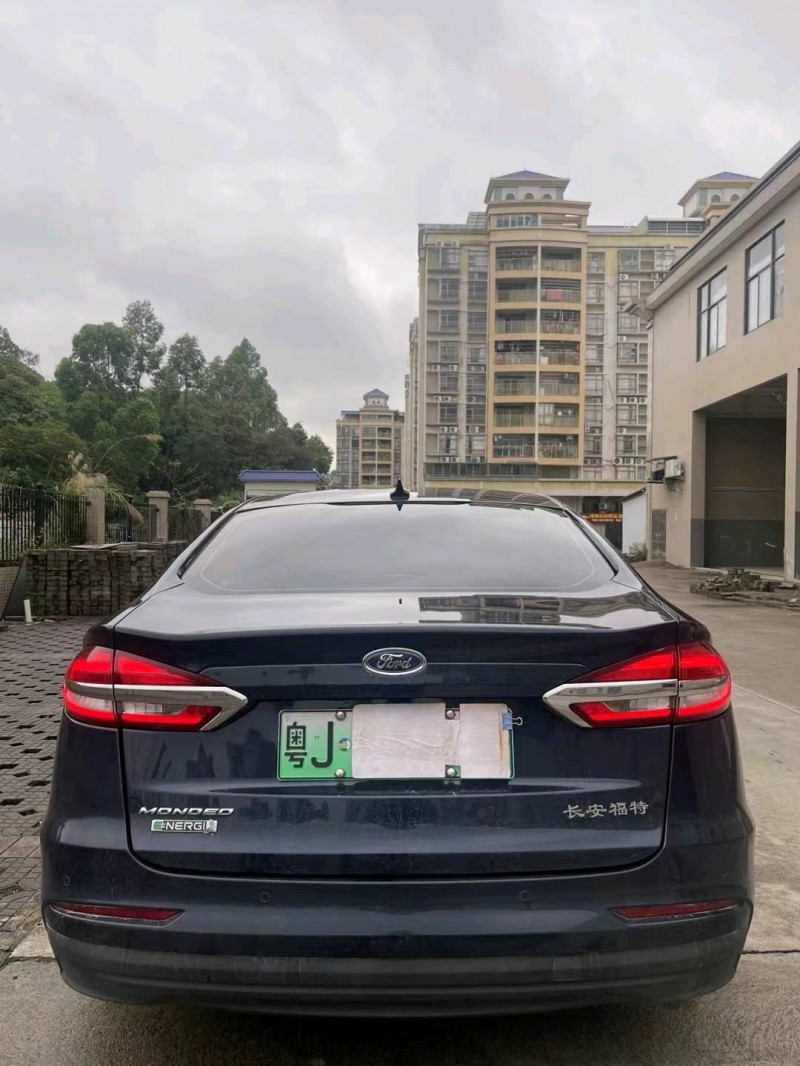珠海20年福特蒙迪欧4