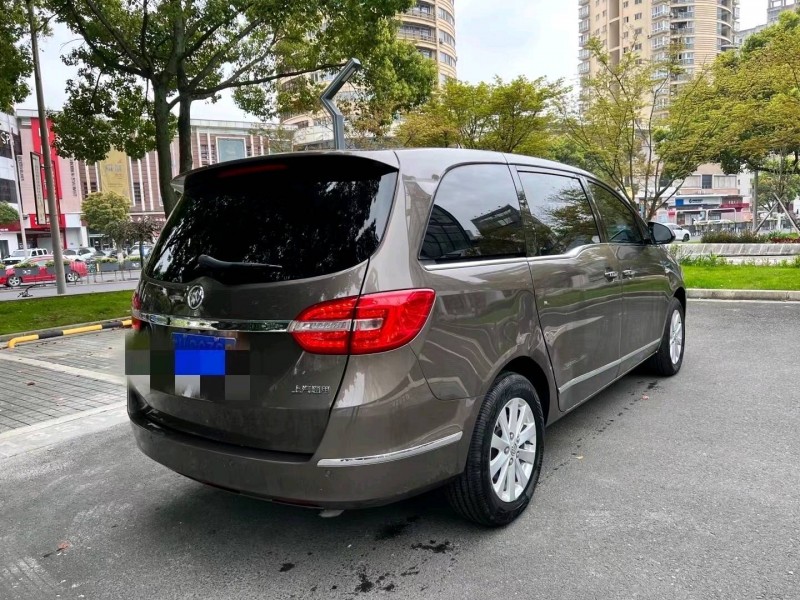 嘉兴19年别克GL82