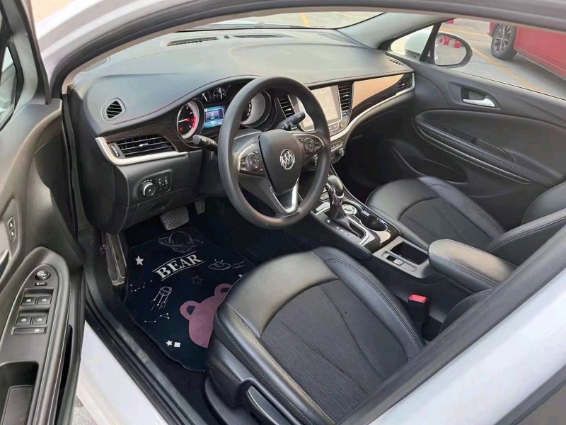 珠海19年别克威朗9