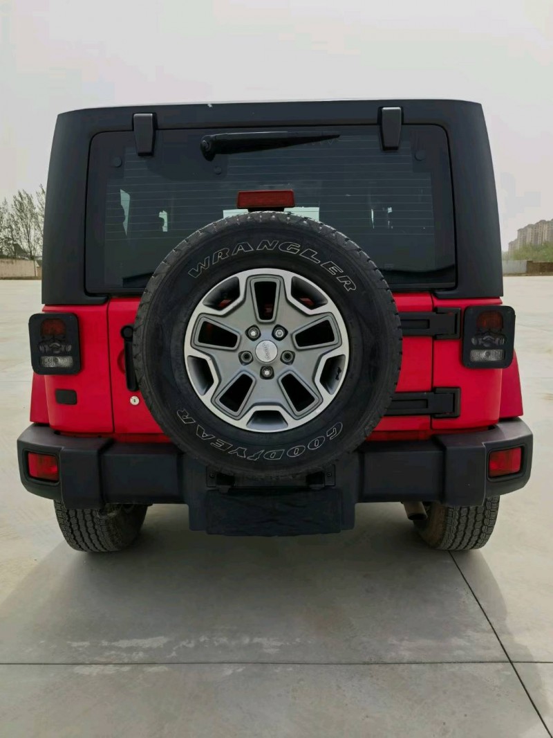 天津13年Jeep牧馬人9