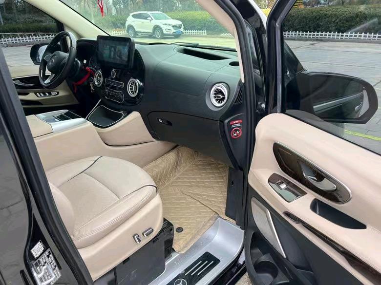 盐城20年奔驰威霆6