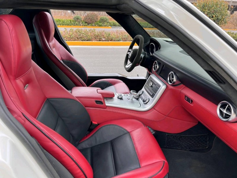 枣庄13年奔驰SL5