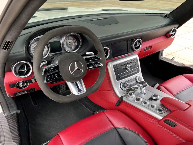 枣庄13年奔驰SL5