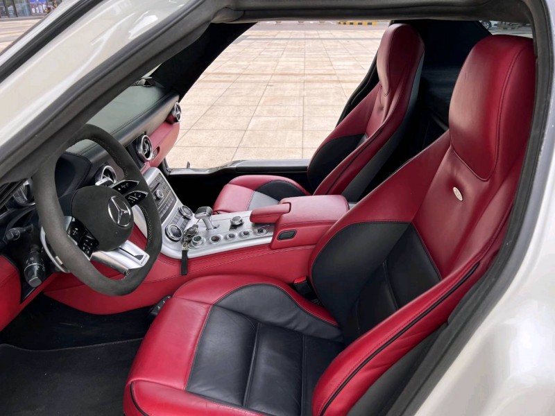 枣庄13年奔驰SL6