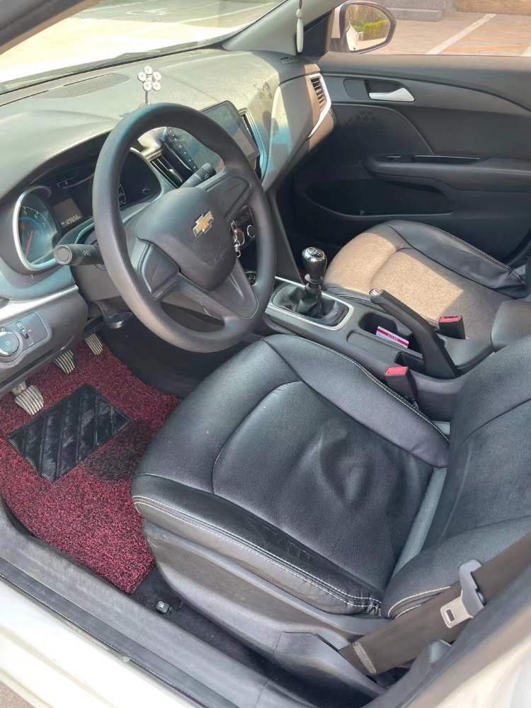 邢台17年雪佛兰科沃兹9