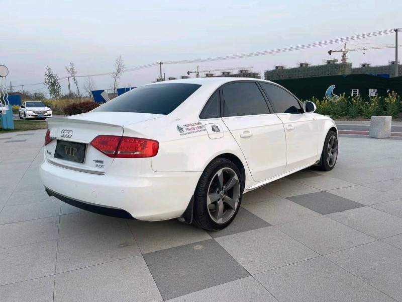 徐州12年奥迪A4L3