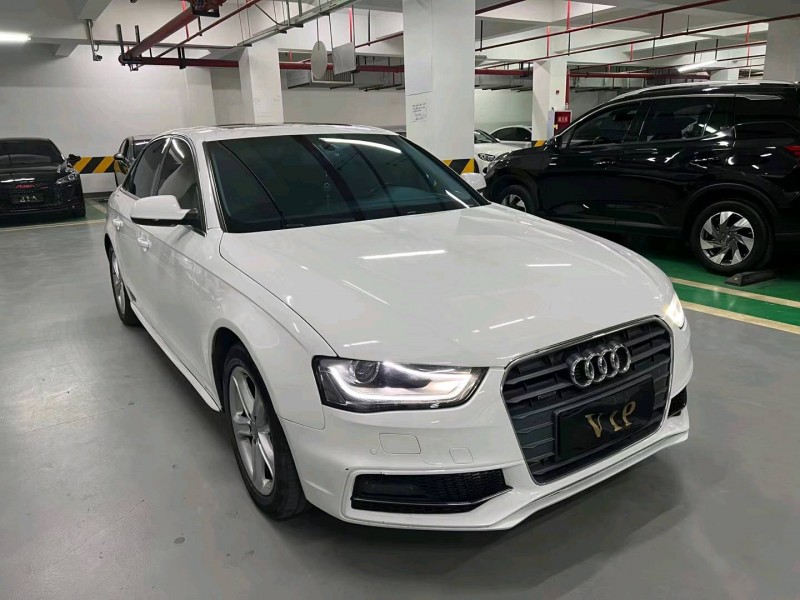 成都15年奥迪A4L3