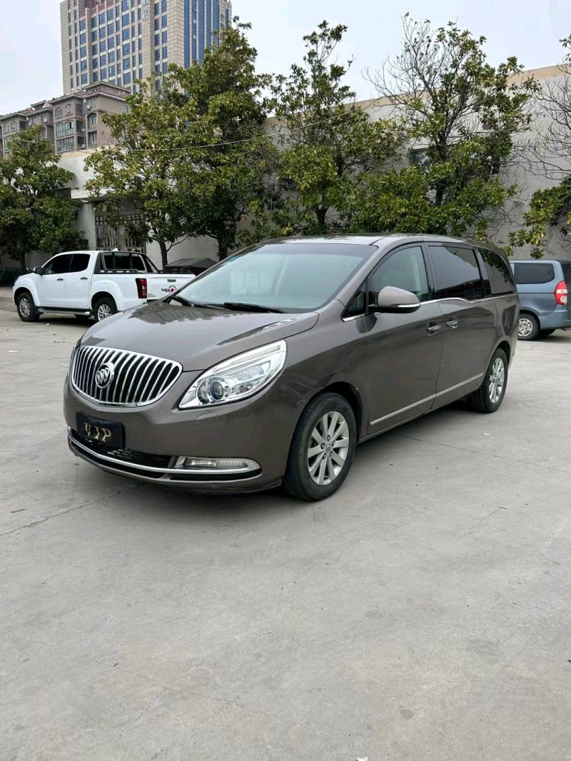 盐城11年别克GL82