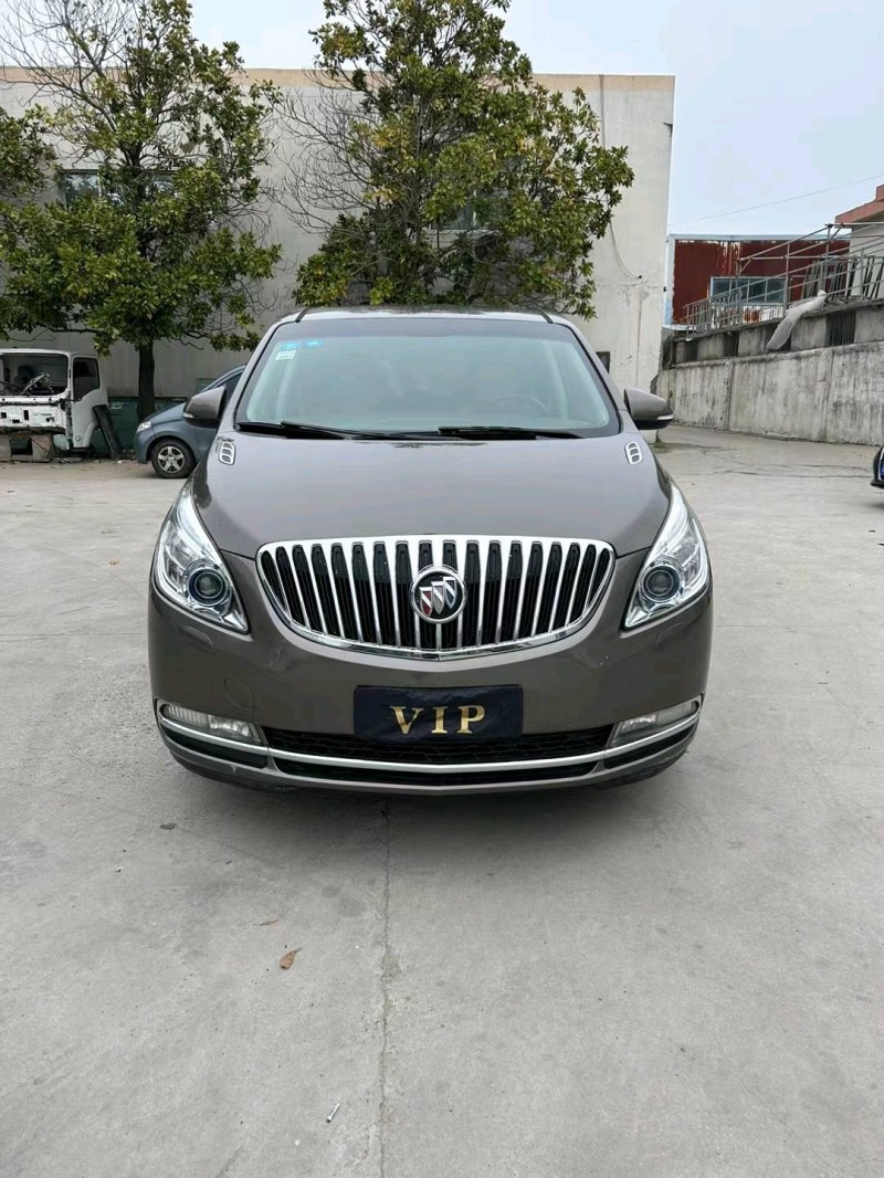 盐城11年别克GL81