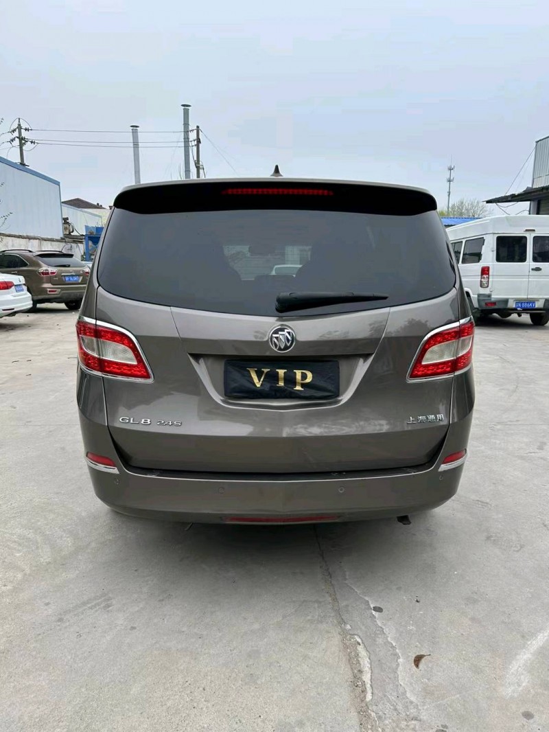 盐城11年别克GL89