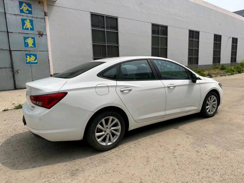 盐城18年别克威朗4