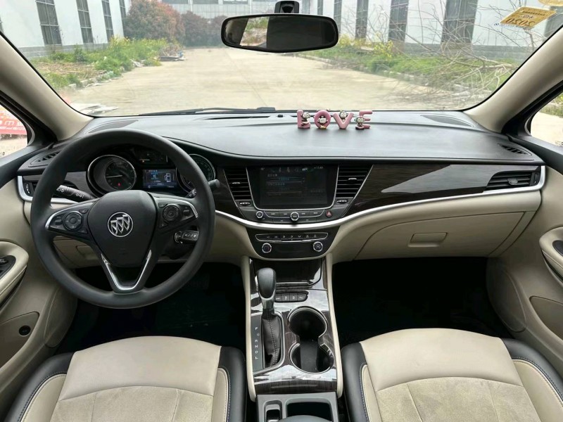 盐城18年别克威朗7