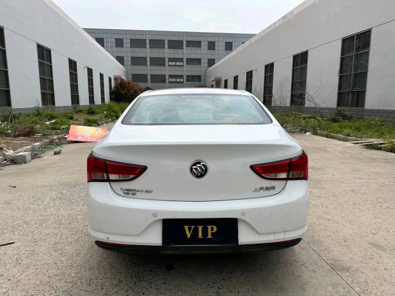 盐城18年别克威朗9