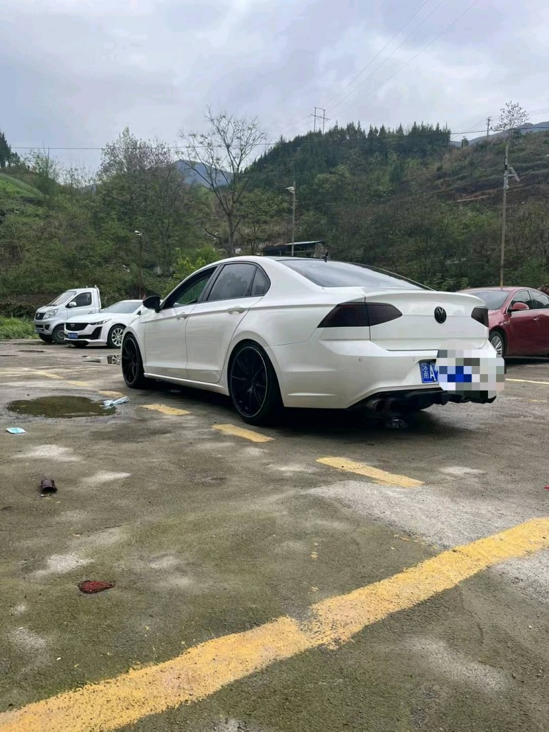 重庆18年大众凌渡5