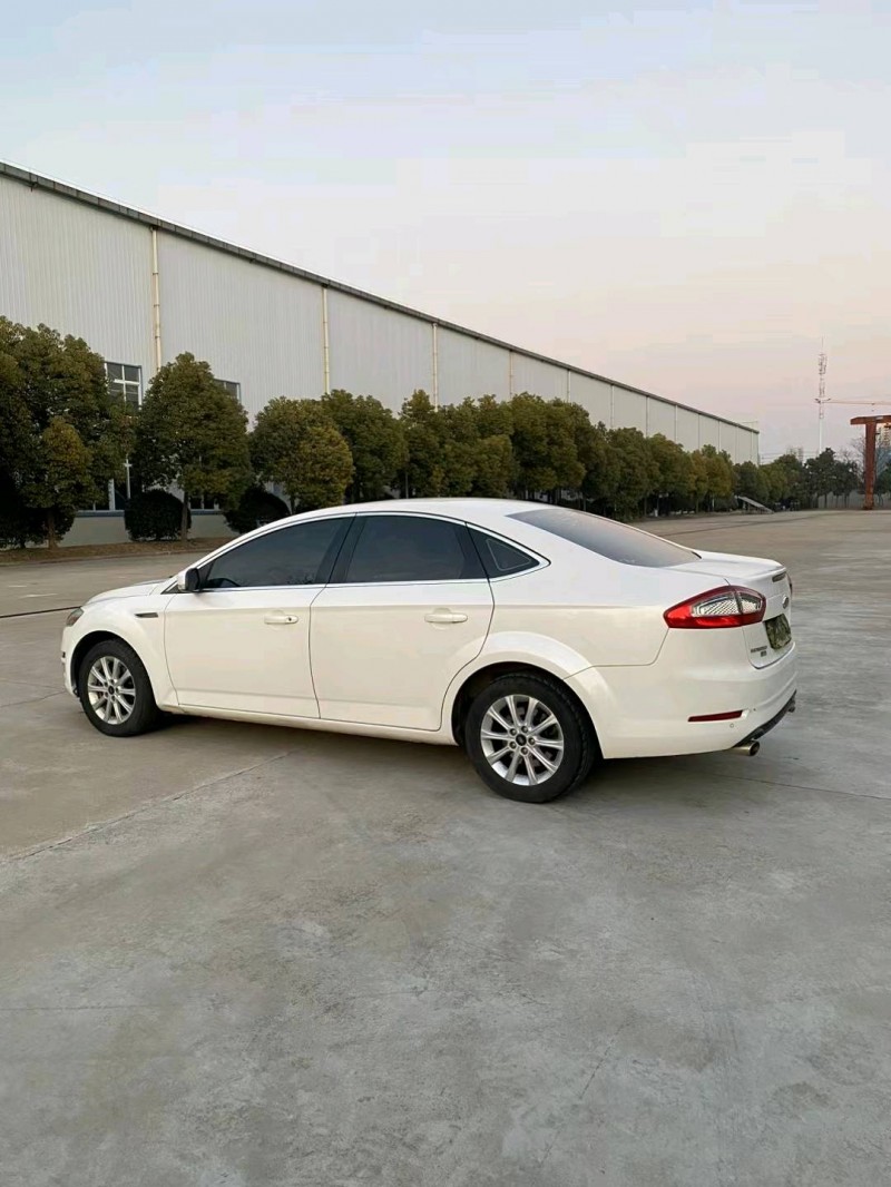 宿迁16年福特蒙迪欧-致胜8