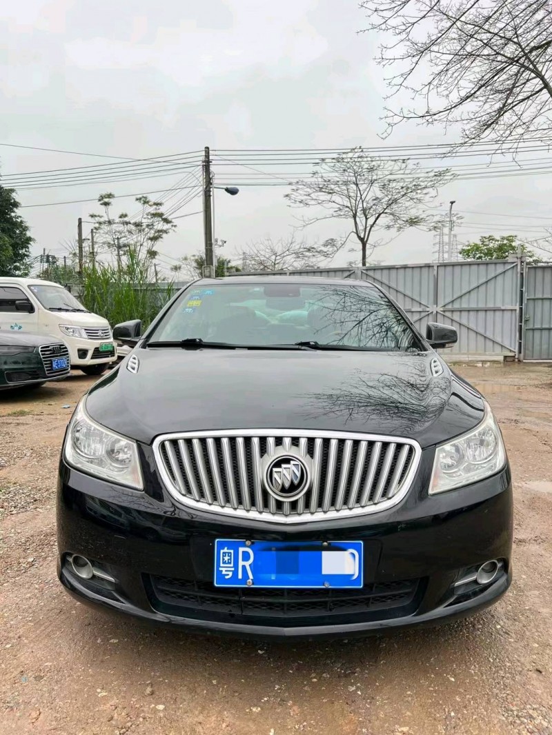 广州12年别克君越1