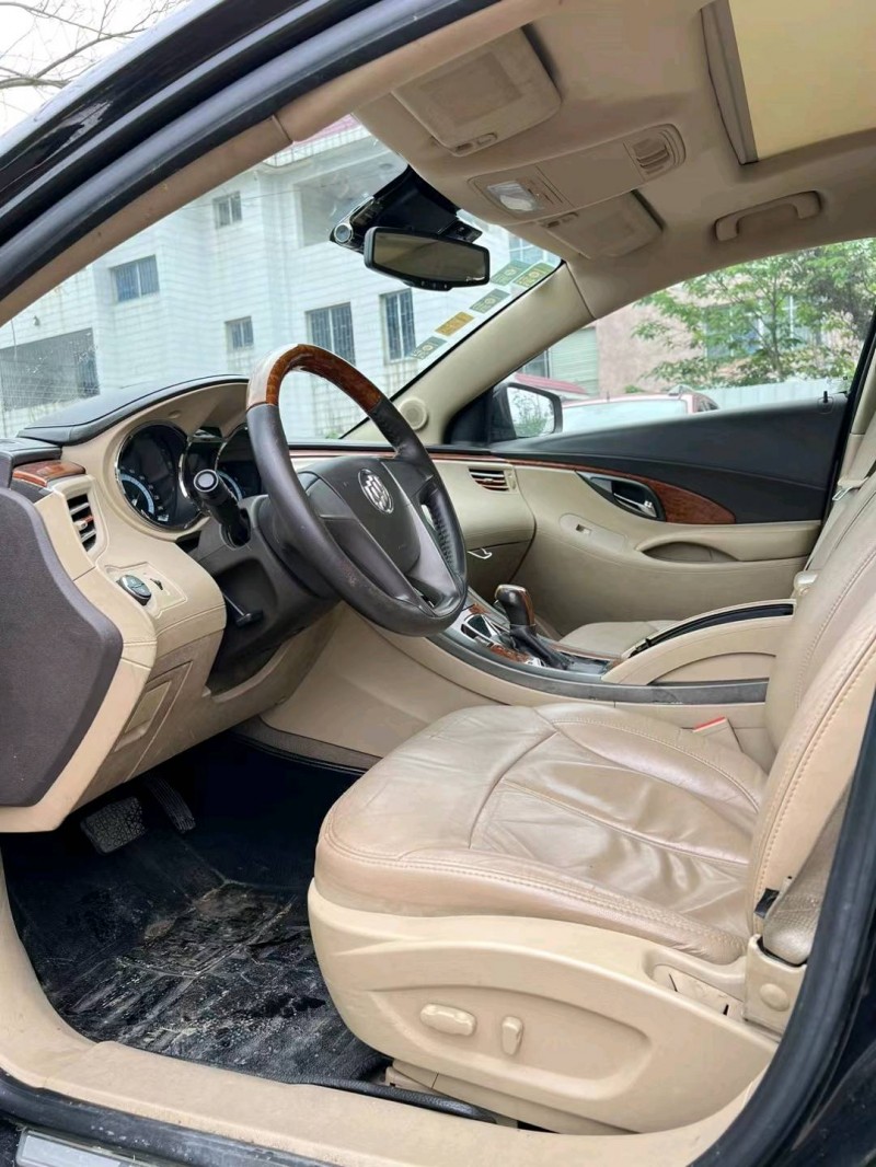 广州12年别克君越6