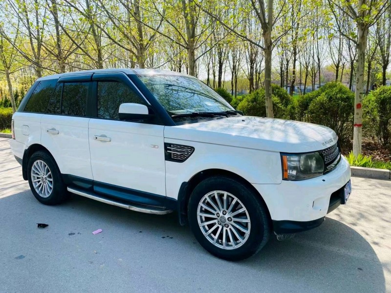 青岛13年路虎揽胜运动3