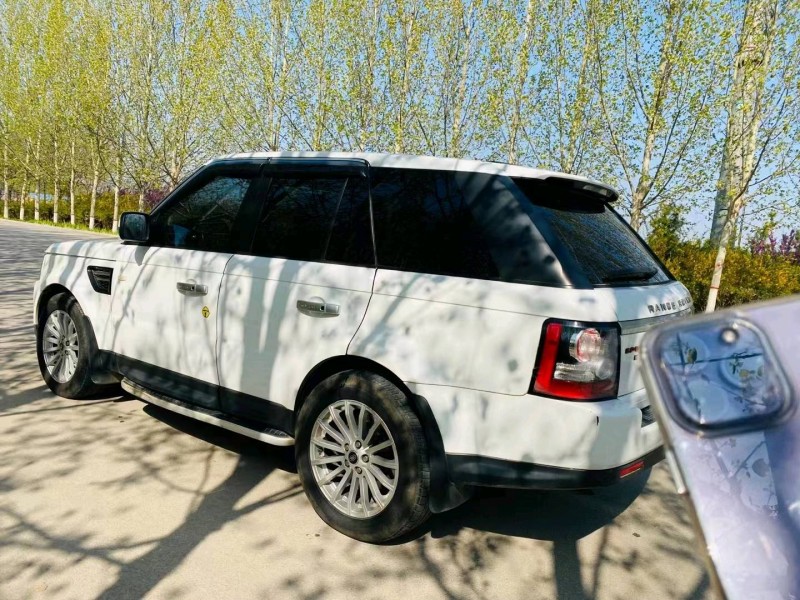 青岛13年路虎揽胜运动7