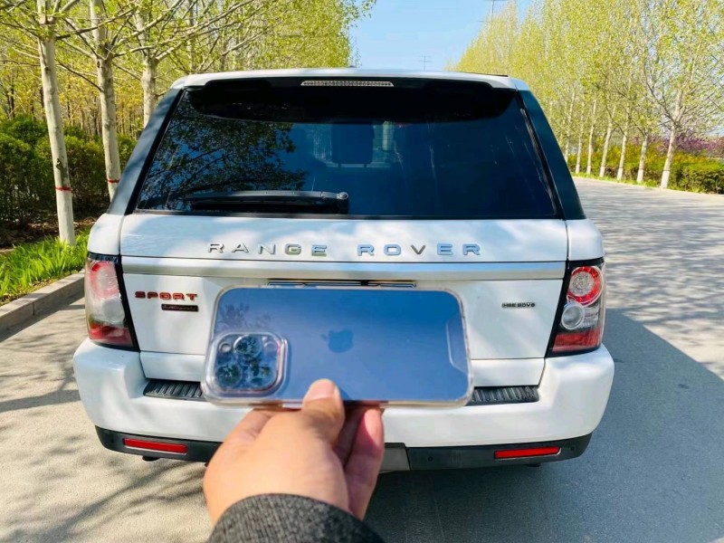 青岛13年路虎揽胜运动9