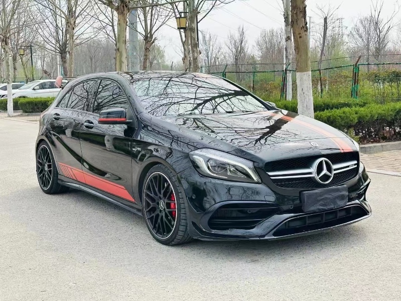 济南18年奔驰AMG8