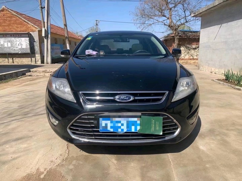 济宁11年福特蒙迪欧-致胜1