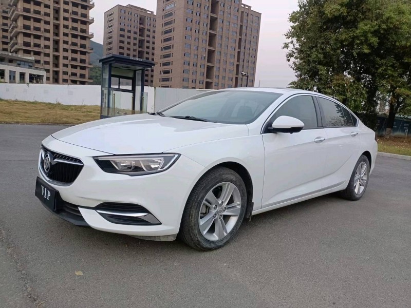 东莞19年别克君威3