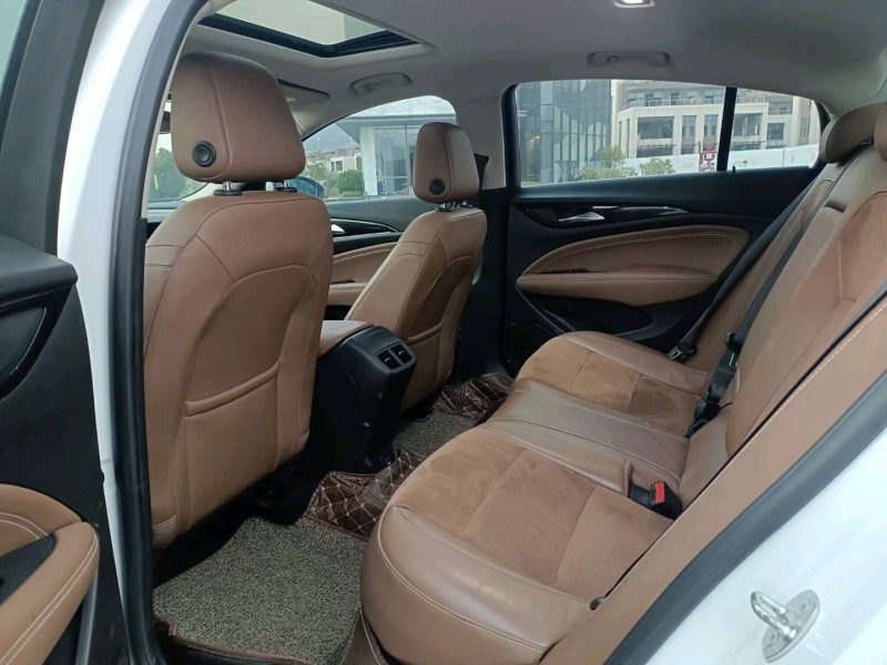 东莞19年别克君威6