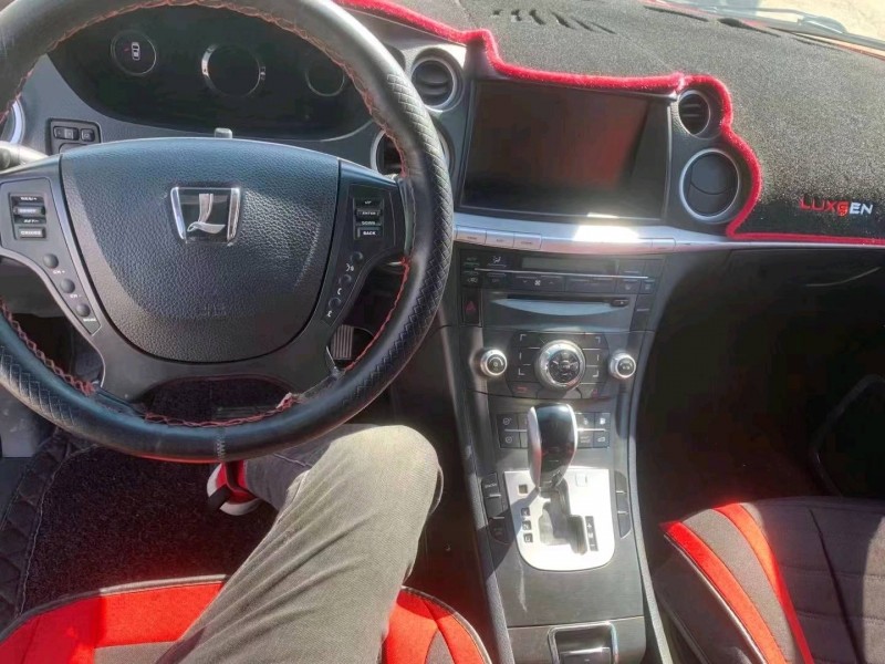 济宁13年纳智捷大7 SUV6