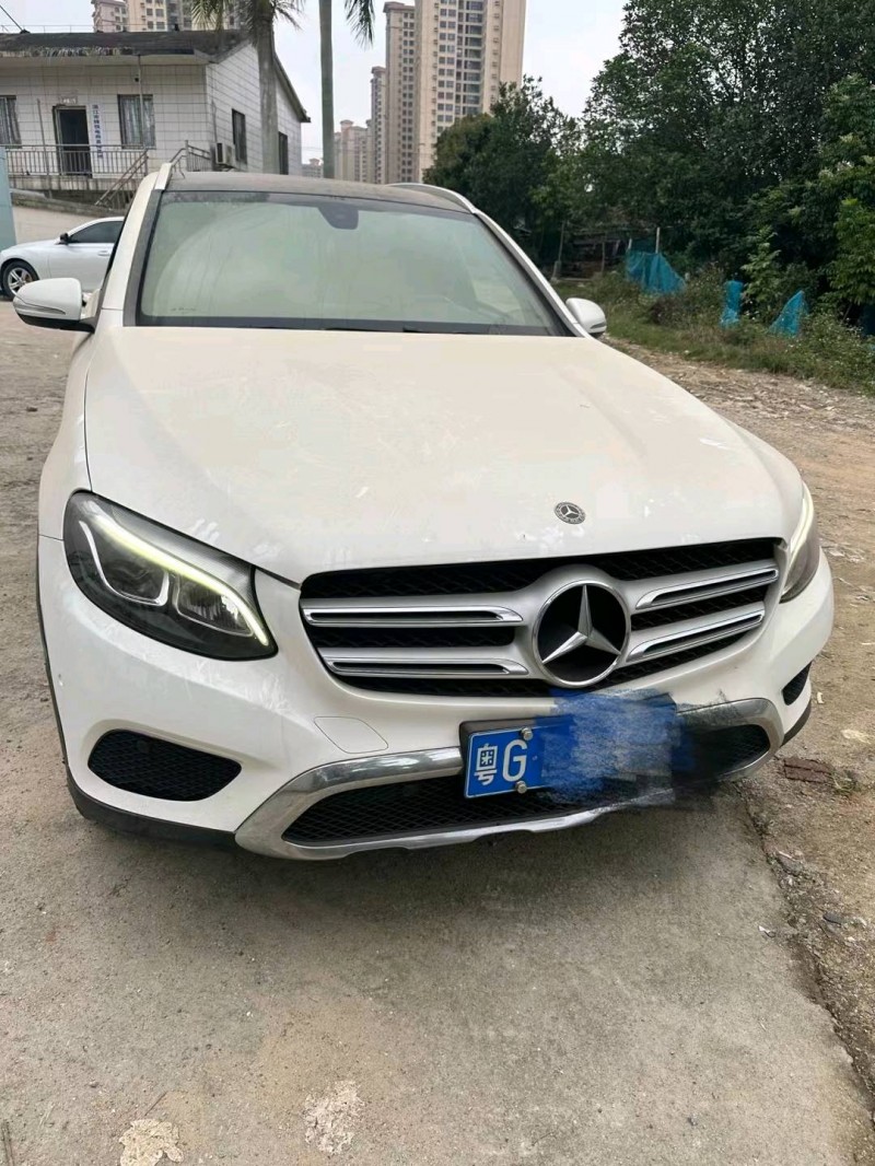 广州17年奔驰GLC1