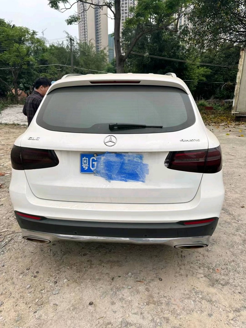 广州17年奔驰GLC6