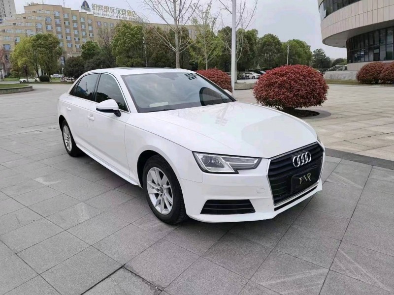 武汉17年奥迪A4L2